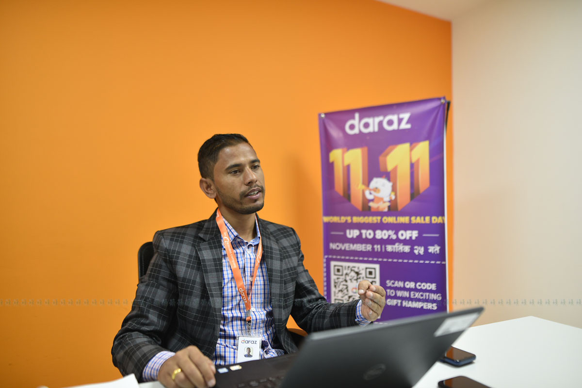 https://raracms.setopati.com/uploads/shares/2019/01/sujita/daraz/bimal (1).jpg